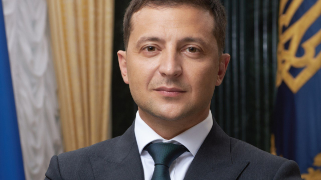 Figura:Volodymyr Zelensky Official portrait.jpg - Wikipedia an ... &copy; Creative Commons