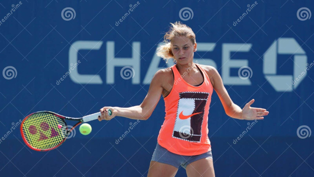 La Tennista Junior Ucraina Marta Kostyuk Durante Un Allenamento ... &copy; Creative Commons