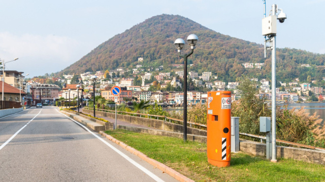L'Italia sui radar batte tutti in Europa. E qualcuno li abbatte ... &copy; Creative Commons