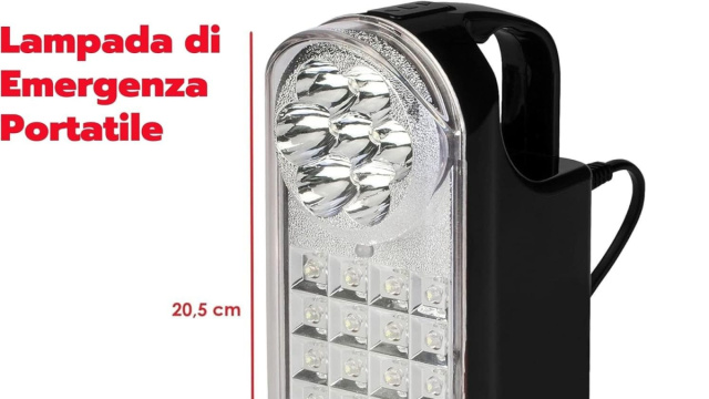 Lampada Emergenza LED Poly Pool PP3300 Ricaricabile Anti-Blackout &copy; Creative Commons