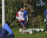 Mattia Novella durante un allenamento con il Crotone - &copy; Facebook / FcCrotone