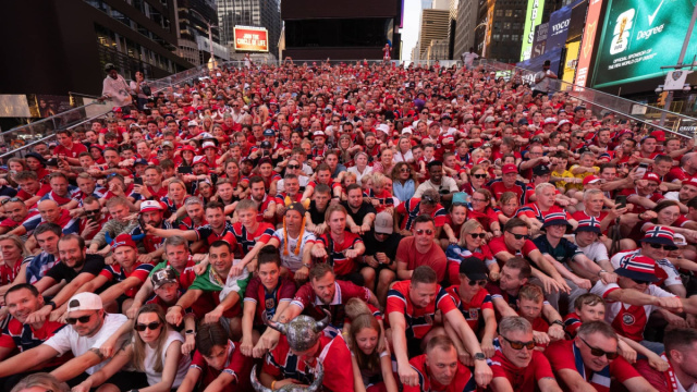 Mondiali, Viking Row dei tifosi della Norvegia a Times Square ... &copy; Creative Commons