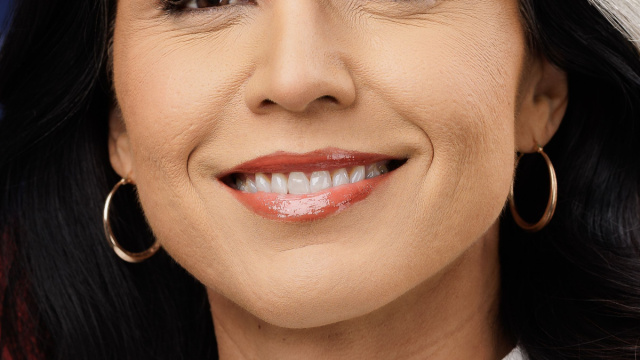 File:Director Tulsi Gabbard Official Portrait.jpg - Wikipedia &copy; Creative Commons