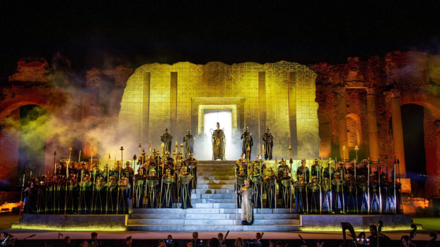 Festival Lirico dei Teatri di Pietra 2026: Accarezzare Eternit&agrave; ... &copy; Creative Commons