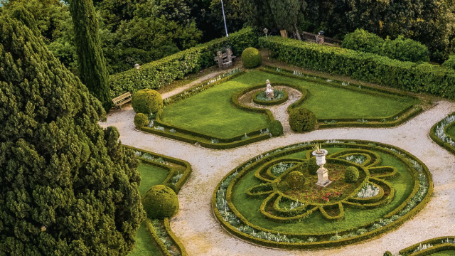 I Grandi Giardini Italiani: l'essenza del Paradiso  Architectural ... &copy; Creative Commons