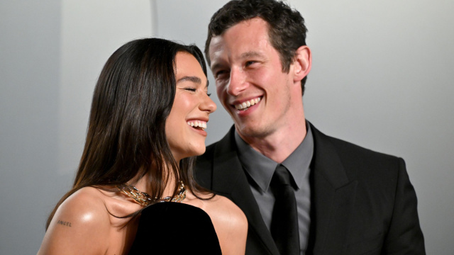 Il matrimonio di Dua Lipa e Callum Turner sposi in Sicilia, a ... &copy; Creative Commons