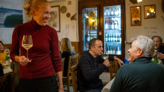 Nell'osteria campana (dell'anno) dove il cellulare non prende ... &copy; Creative Commons