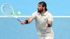 Berrettini si ferma: 'Il dolore era troppo intenso'. Arnaldi in semifinale a Parigi