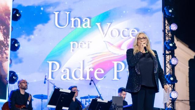 La scaletta di Una voce per Padre Pio con Mara Venier: ospiti e ... &copy; Creative Commons