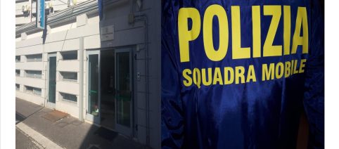 Caserta: padre arrestato per aver lanciato un piatto contro la figlia 18enne