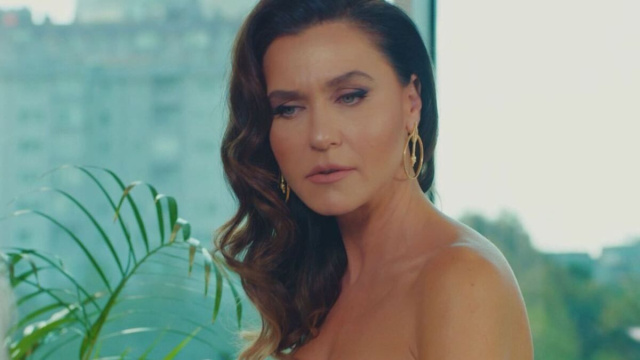 Ender in una scena di Forbidden Fruit &copy; Mediaset.
