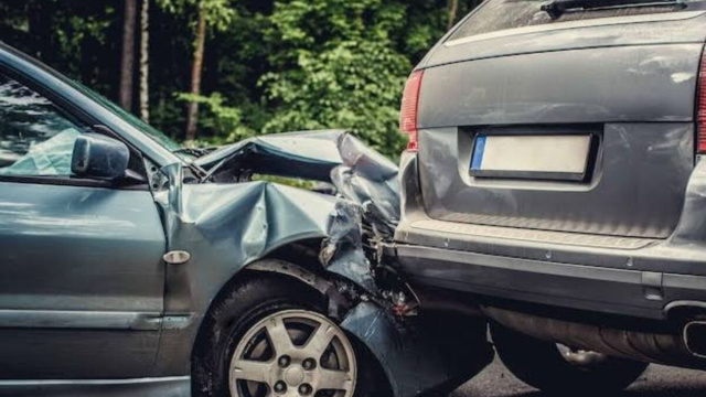 Incidente stradale - &copy; Feepik.Com
