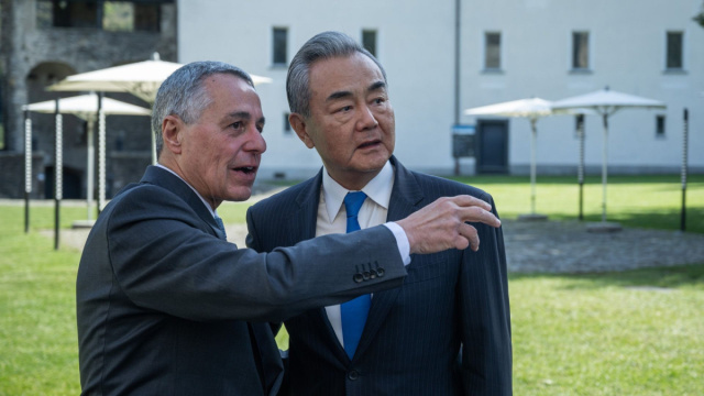 Ignazio Cassis riceve il ministro degli esteri cinese Wang Yi a ... &copy; Creative Commons
