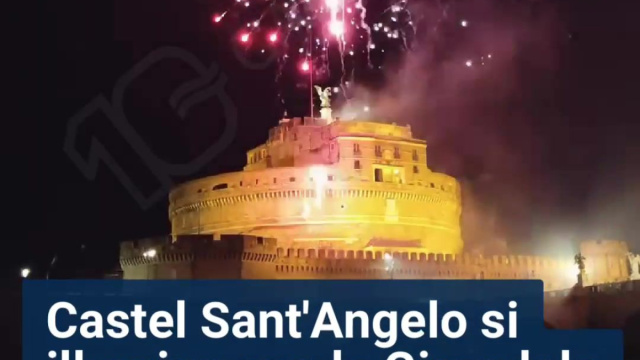 La Girandola di Castel Sant'Angelo &egrave; tornata a regalare uno degli ... &copy; Creative Commons