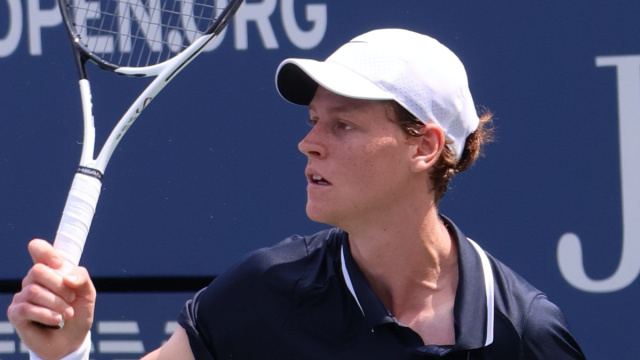 Sinner sopravvive a Kecmanovic: Wimbledon parte con una battaglia ... &copy; Creative Commons
