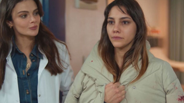 In foto i protagonisti di Far Away &copy; Mediaset