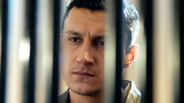 Sahin di Far Away &copy; Canale 5/ Mediaset.