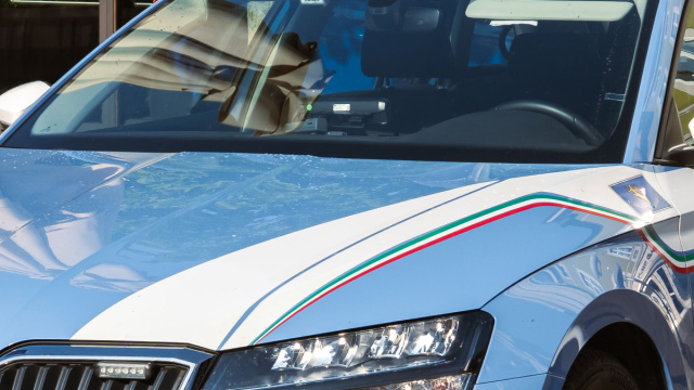 File:DSC00750&Scaron;koda Superb Combi, Polizia di Stato, Italian-German ... &copy; Creative Commons