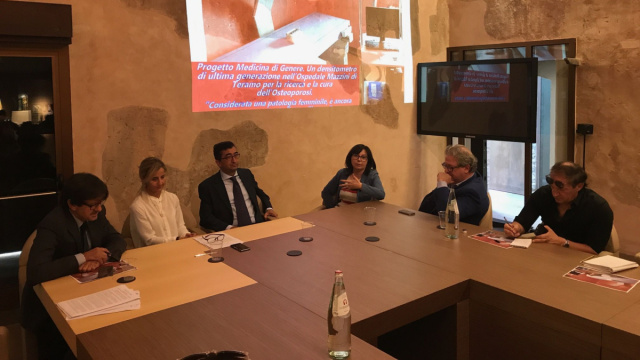 I PROGETTI INNOVATIVI PER LA SANITA' CON LA ASL DI TERAMO ... &copy; Creative Commons