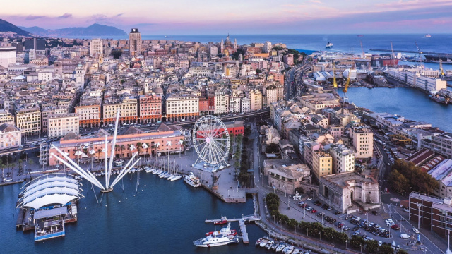 Visitare Genova in un giorno: itinerario a piedi tra Porto Antico ... &copy; Creative Commons