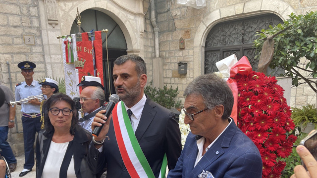 A BARI LA CERIMONIA DI COMMEMORAZIONE DI MICHELE FAZIO ... &copy; Creative Commons