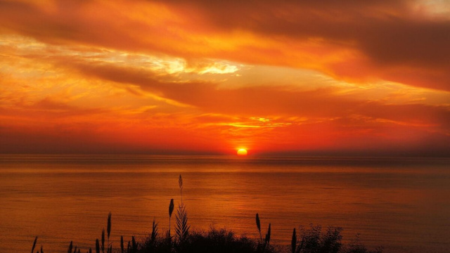 Spiaggia al tramonto (&copy;Pixabay.com)