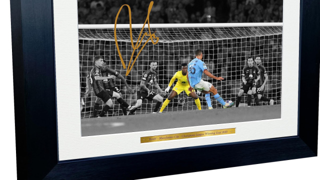 12 x 8 - Rodri Rodrigo Hern&aacute;ndez Cascante Manchester City ... &copy; Creative Commons