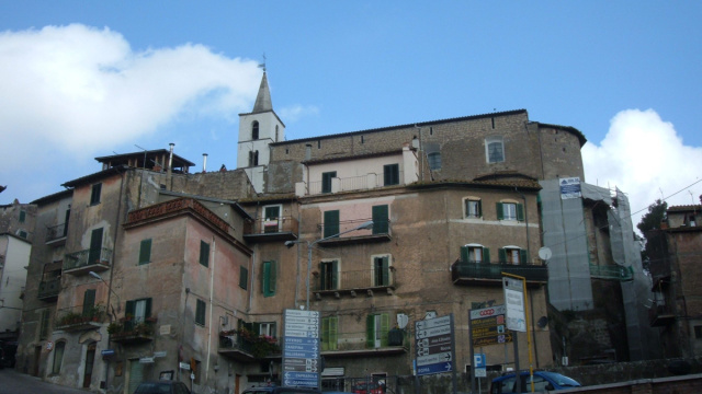 File:Fabrica di Roma - Panorama 1.JPG - Wikipedia &copy; Creative Commons