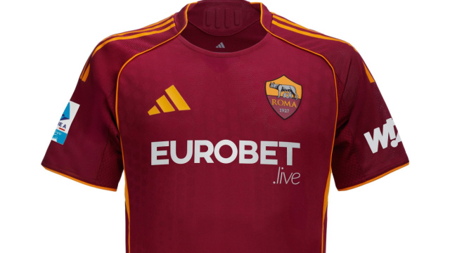 Maglia AS Roma Home Authentic 2025/26 autografata DybalaAS Roma Store &copy; Creative Commons