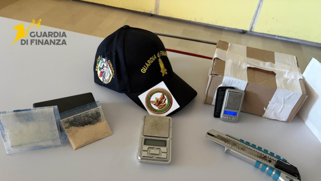 Nuova droga sintetica sequestrata dalla Finanza a Giulianova ... &copy; Creative Commons