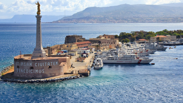 Scopri il ricco passato di Messina e il suo ruolo di porta d ... &copy; Creative Commons