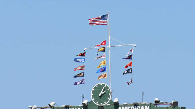 File:201200801 Wrigley Field scoreboard.JPG - Wikipedia &copy; Creative Commons