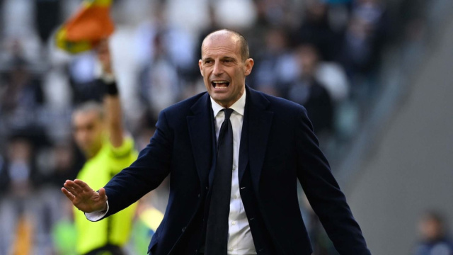 Massimiliano Allegri Juve Allegri Abbigliamento Sito Ufficiale ... &copy; Creative Commons