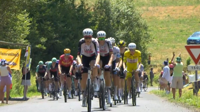 Tadej Pogacar e la UAE al Tour de France - &copy; Screenshot Eurosport