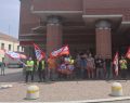 Sciopero al magazzino Kimono di Alessandria: lavoratori in protesta per il mancato pagamento del Tfr