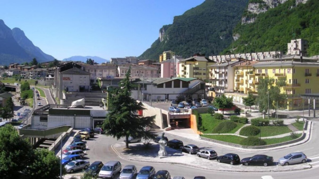 Longarone &ndash; Veduta - wikimedia commons.