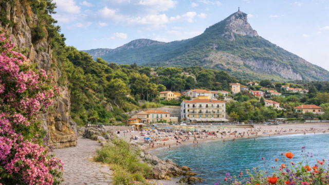 3 Posti Belli da Visitare a Giugno in Basilicata: Maratea, Matera ... &copy; Creative Commons