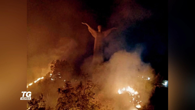 Maratea, vasto incendio sul Monte San Biagio: nessun danno per ... &copy; Creative Commons