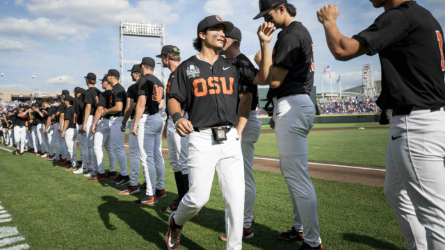 The High-Five Line - Oregon Stater &copy; Creative Commons
