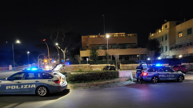 Movida. I controlli della Polizia di Stato nel centro storico e ... &copy; Creative Commons