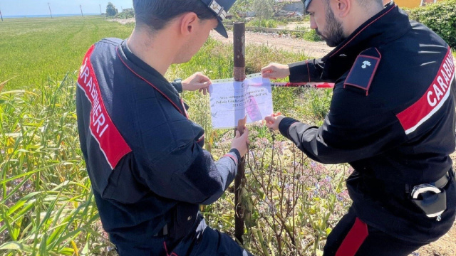 Sequestrate due discariche di rifiuti pericolosi nel Crotonese, c ... &copy; Creative Commons