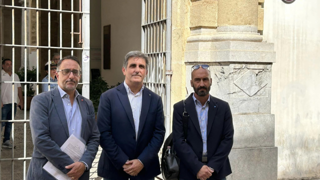 Comune di Palermo, il sindaco si nega al confronto - UIL Sicilia e ... &copy; Creative Commons