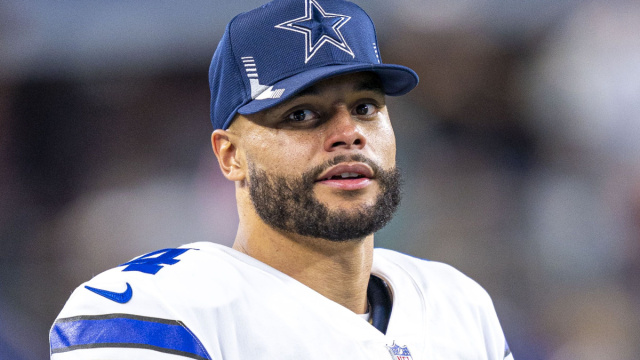 File:Dak Prescott WAS @ DAL 2021.jpg - Wikipedia &copy; Creative Commons