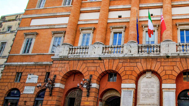 FOLIGNO - LITE FRA FRATELLI, INTERVIENE LA POLIZIA DI STATO CHE ... &copy; Creative Commons