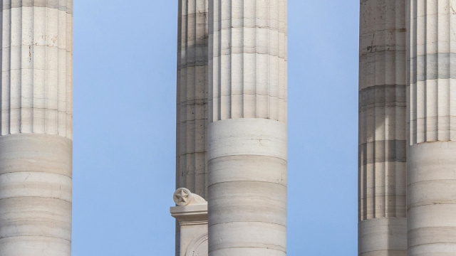 Monumento ai caduti (Ancona) - Wikipedia &copy; Creative Commons