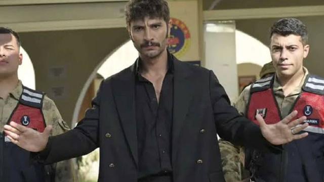 Serhat nella soap L'erede &copy; Mediaset