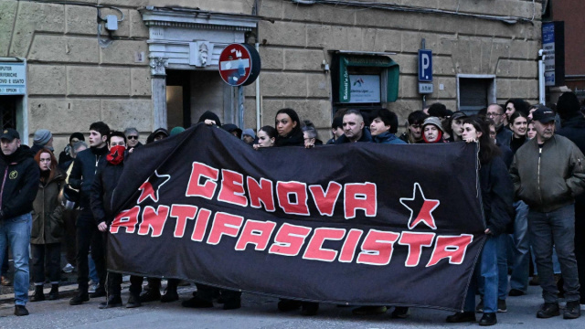 Fuori i fascisti dalla citt&agrave;&rdquo;, Genova in piazza contro Casapound ... &copy; Creative Commons