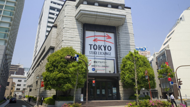 A Che Ora Apre La Borsa Di Tokyo on Sale &copy; Creative Commons