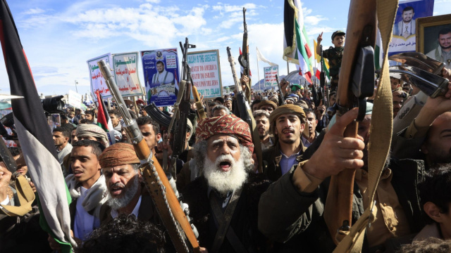 I ribelli Houthi entrano nel conflitto, gli USA valutano ... &copy; Creative Commons