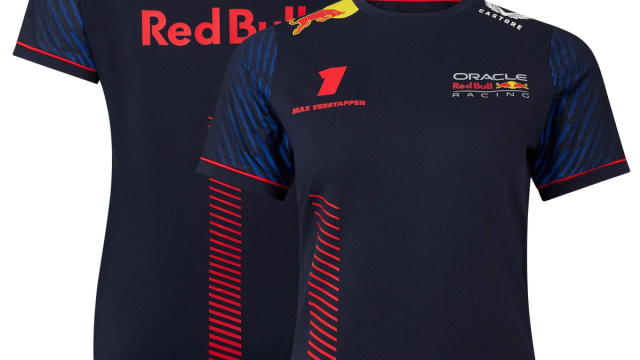 Maglietta da pilota Oracle Red Bull Racing 2023 Team Max ... &copy; Creative Commons